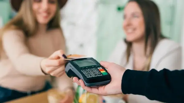 На что тратят свои деньги богатые люди: многие о таком даже не подумали бы