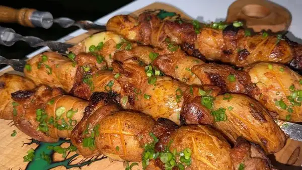 Эту картошку с мясом хочется есть каждый день: все будут просить добавки