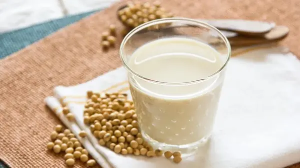 Что можно пить, когда худеешь: диетологи назвали 5 напитков, которые вас удивят