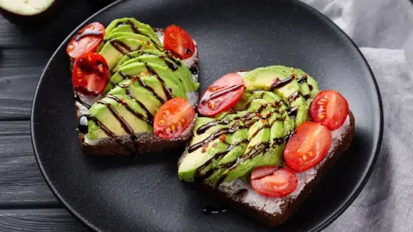 Назван идеальный ингредиент, который превратит сэндвич в суперфуд