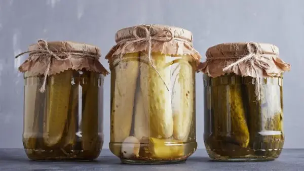 Не все соленья полезны: вот как выбрать самые лучшие