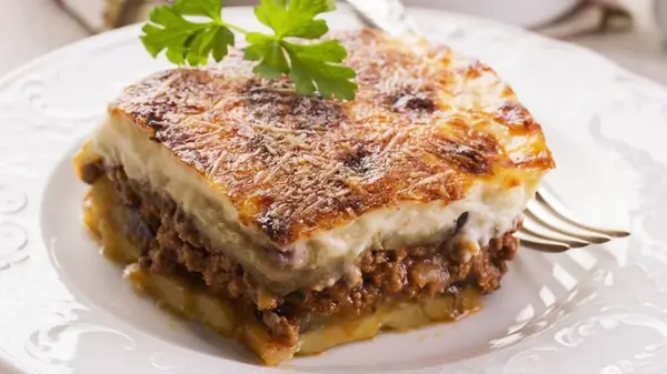 Греческая мусака: рецепт классического блюда с баклажанами