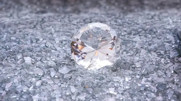 На Земле есть только одно место, где можно искать алмазы и забирать их: где оно находится