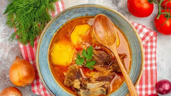 Какое мясо категорически не подходит для супа: профессиональные повара никогда не кладут его в блюдо