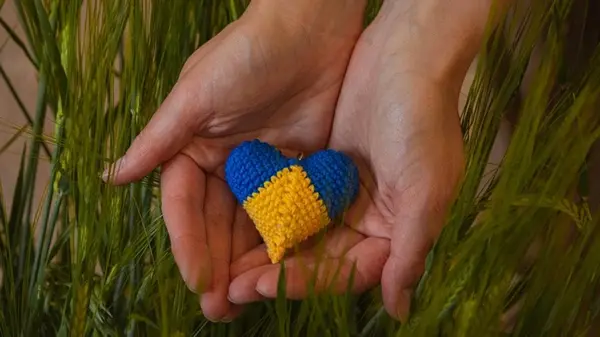 Украинский язык официальный не только в Украине — где еще в мире разговаривают «соловьиной»