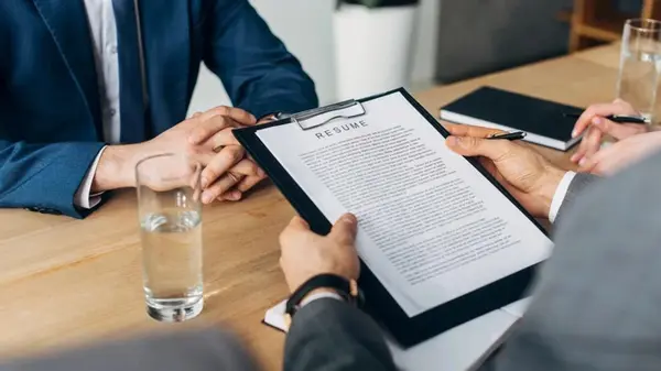 Что писать в резюме, чтобы позвали на собеседование: лайфхаки, которые работают на 100%