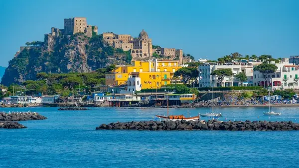 Назван остров в Италии для идеального отдыха