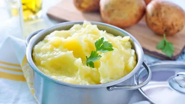 Шеф-повар со звездами Мишлен раскрыл секрет идеального пюре, которому не будет равных