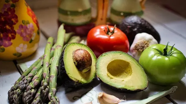 Диетологи назвали пять суперпродуктов, которые естественно контролируют уровень сахара в крови