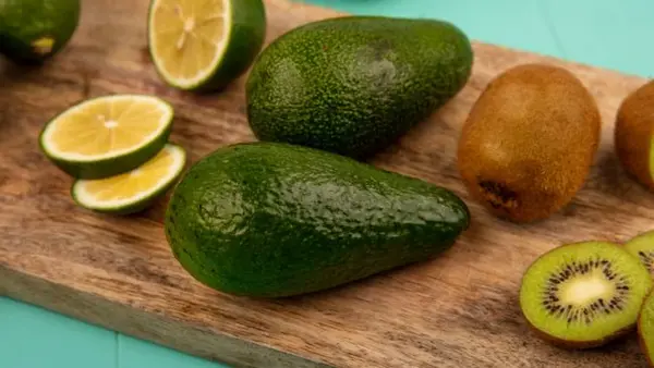 Едите авокадо каждый день? Вот как этот фрукт способен изменить ваш организм