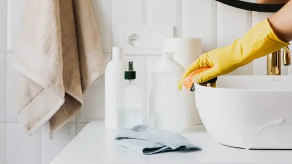 В какие дни ни в коем случае не следует убирать в доме: можно навлечь нищету и беду