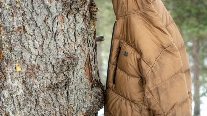 Если после стирки пуховик сбился и потерял форму — вот способ вернуть ему объем всего за несколько минут