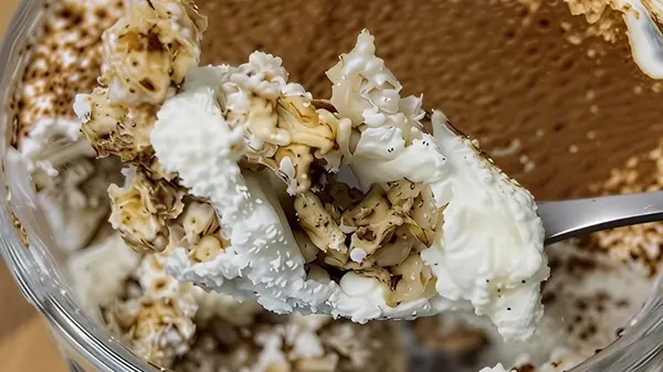 Десерт с хлебцами: оригинальный рецепт сладости