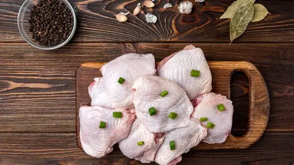 Действительно ли куриная грудинка полезнее бедер