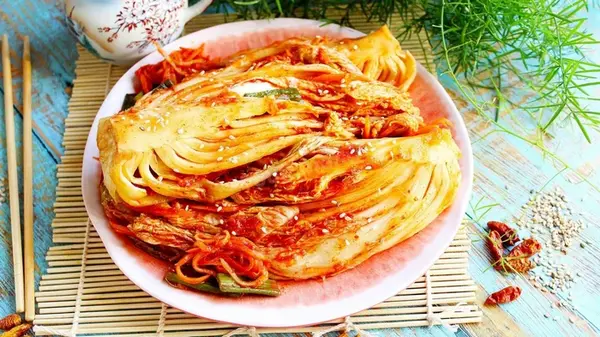 Эксперты назвали 7 продуктов, которые содержат больше пробиотиков, чем йогурт