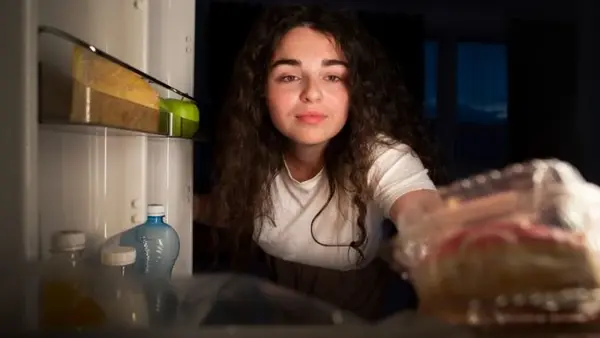 Лучший ночной перекус для здоровья мозга: есть у каждого на кухне