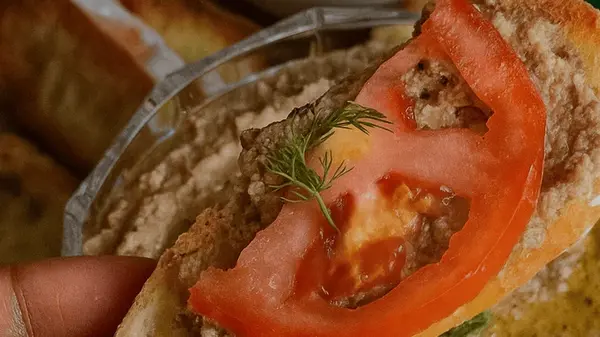 Намазка из сардины: рецепт простой и изысканной средиземноморской закуски