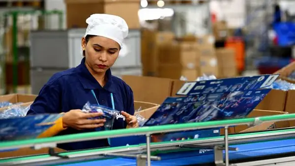 Мировой трудоголизм: в каких странах люди проводят больше всего времени на работе