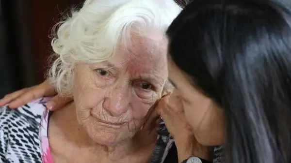 10 признаков в родительском доме, которые указывают на то, что они скучают по вам