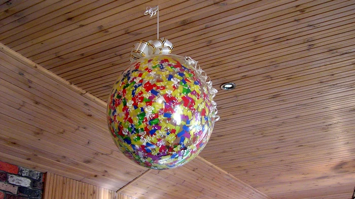 воздушный шар с сюрпризом