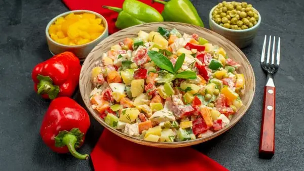 Легкий и вкусный салат за 7 мин: идеальный рецепт