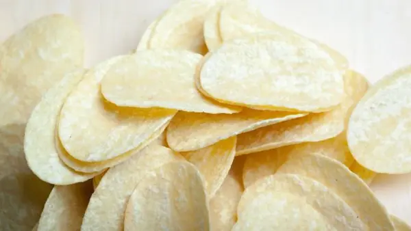 Полезные чипсы за 1 мин, которые лучше магазинных: без масла и не вредят фигуре
