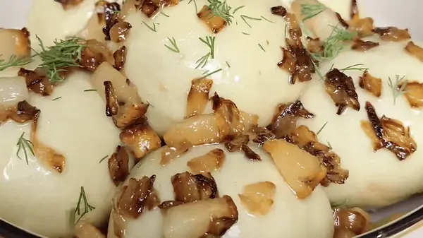 Полтавские паровые галушки с мясом: рецепт традиционного украинского блюда