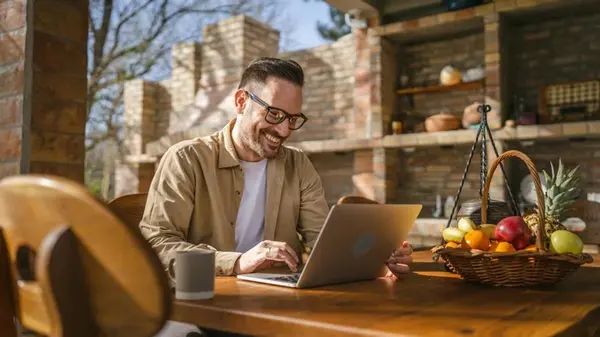 Эти 11 распространённых привычек могут «убить» ваш ноутбук