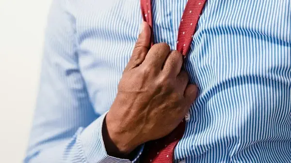 Когда сердце сигналит: четыре симптома, которые нельзя игнорировать — немедленно к кардиологу