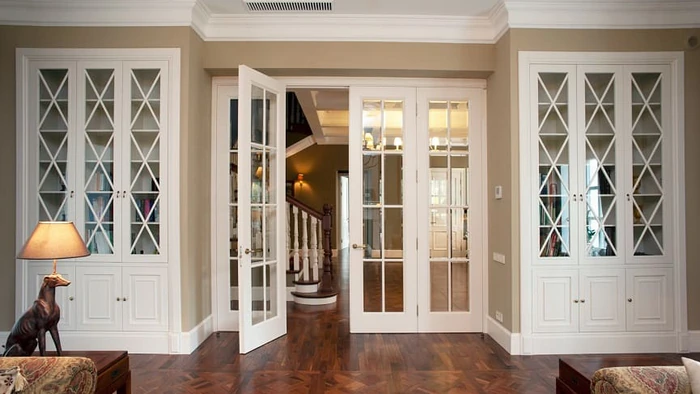 межкомнатные двери распашные двустворчатые