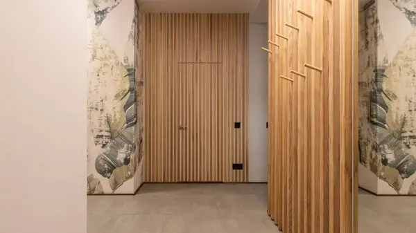 Лайфхак для ремонта: старые обои отскакивают сами, без воды и шпателя