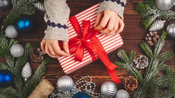 Праздники без стресса: как отказаться от подарков и не обидеть родных