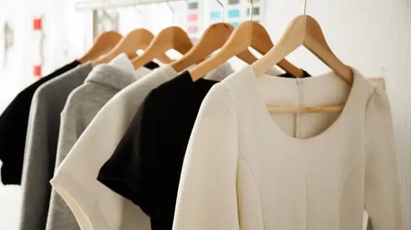 Какая одежда добавляет возраст: эти 5 модных ошибок делают вас старше на 10 лет