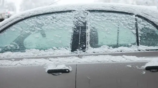 Вы не представляете, как эти «полезные» советы разрушают авто: безопасное размораживание зимой