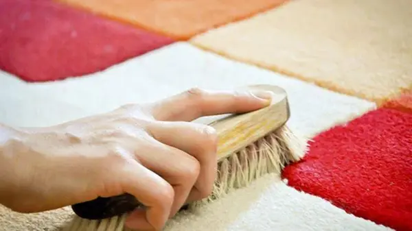 Как почистить ковер в домашних условиях: турецкий метод за 15 минут