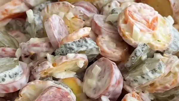 Рецепт вкусного салата «Копейка»: готовится несколько минут