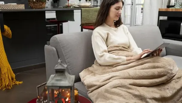 Топ-5 вещей, которые реально согревают, когда в квартире исчезло отопление