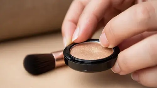 Как выбрать идеальный хайлайтер для вашего типа кожи