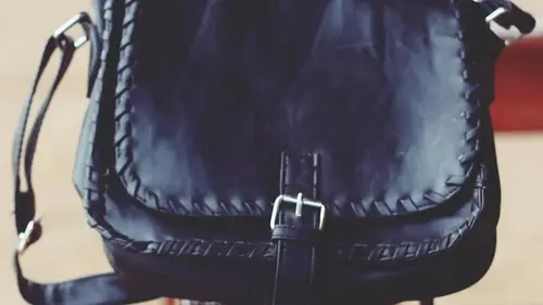 Забудьте о черной сумке: пять трендовых моделей, которые покорят твой гардероб в 2026 году