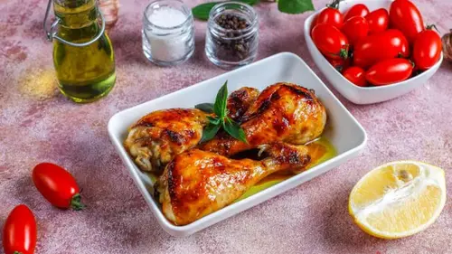 Куриные ножки в духовке, которые вкуснее, чем с мангала: результат удивит