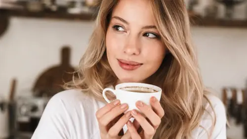 Пьете кофе натощак? Вот как это влияет на ваш организм