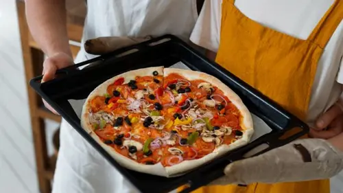 Ароматная пицца, которая быстро готовится: рецепт без лишних хлопот