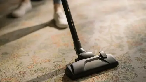 Чрезвычайно простой лайфхак наших бабушек: удаляем пылевых клещей без химии