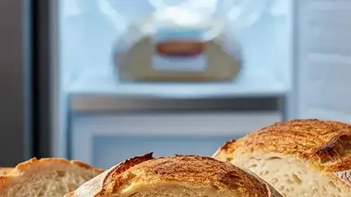 Можно ли хранить хлеб в холодильнике, как правильно это делать