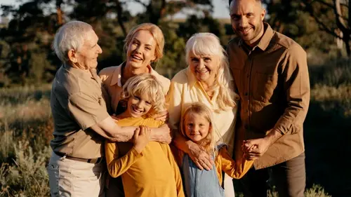 Топ-7 родительских привычек, которые заставляют взрослых детей переехать в другой город