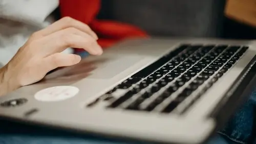 Держите ноутбук все время подключенным к сети — узнайте, почему это очень большая ошибка