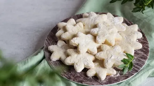 Песочное печенье на смальце: рецепт выпечки, которая быстро готовится и долго хранится