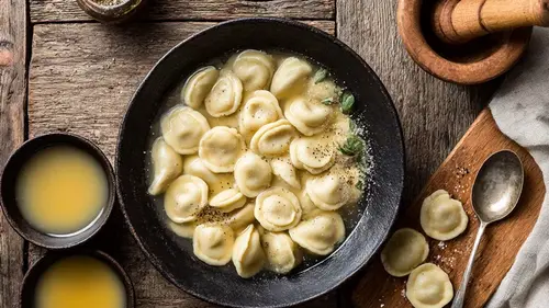 Никогда не бросайте пельмени в кипяток: лучше варите их вот так — и не пожалеете