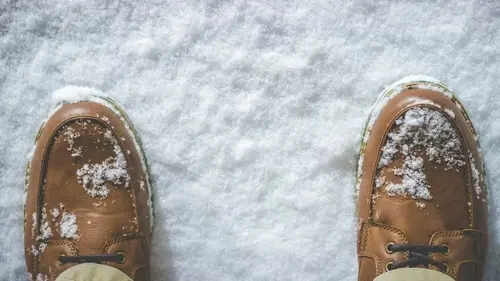 Почему не стоит сушить мокрую обувь на батарее и как это делать правильно