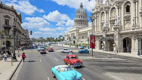 Туристка посетила 120 городов и назвала 5, которые перевернут ваше представление о путешествиях